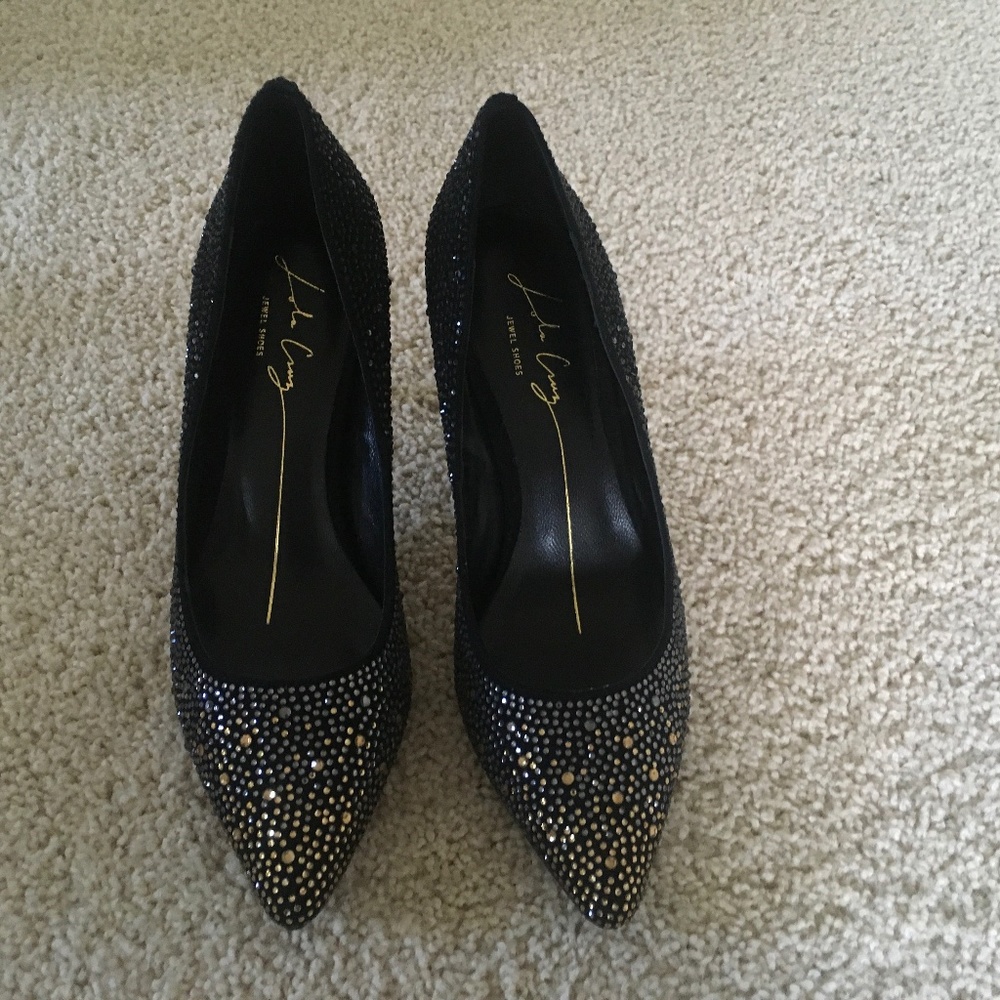 Lola Cruz shoes